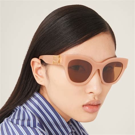 miu miu smu 01n|Camel Beige Lenses Miu Glimpse Sunglasses .